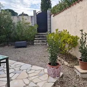 studio-dans-villa-calme-a-15km-de-cannes.fr-provencehotel.com/
