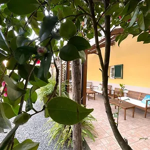 3* Pensionat Affittacamere Creuza De Mae